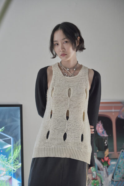 람한, ramhan, 나시를 입고 서있는 람한, Raman standing in a sleeveless T-shirt