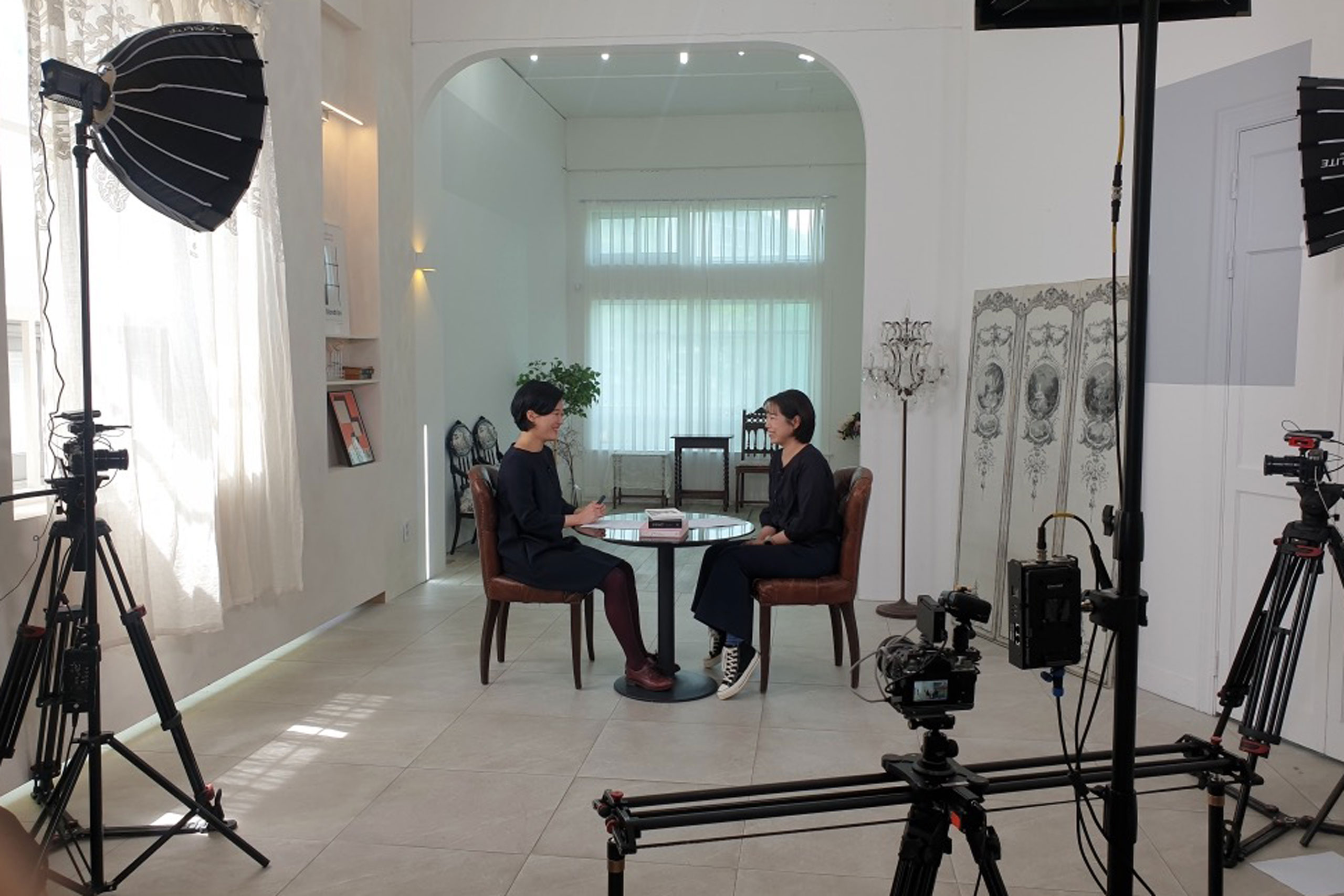 최혜진, 작가, 편집장, 디렉토리매거진