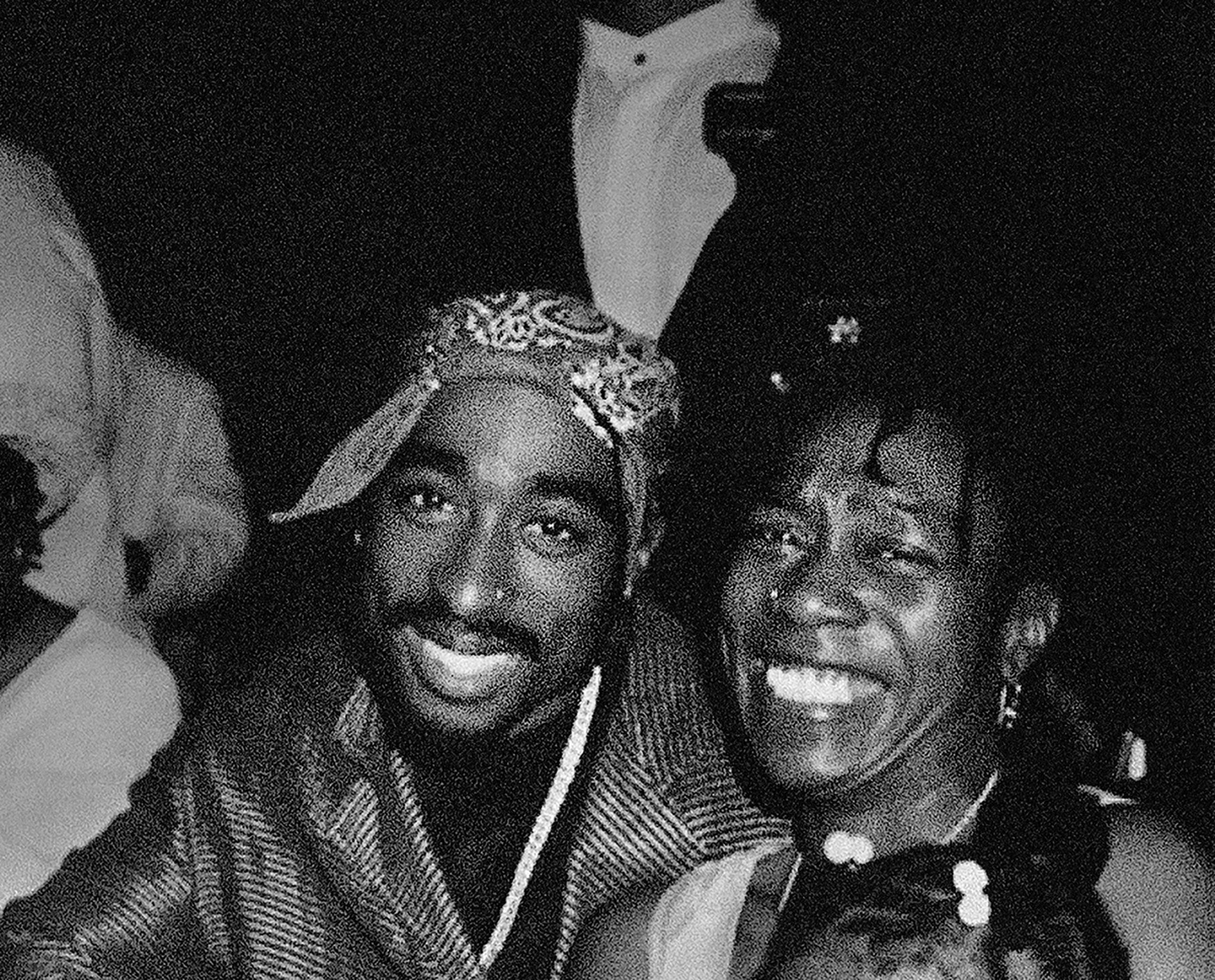 투팍-샤커2-어머니와(1)