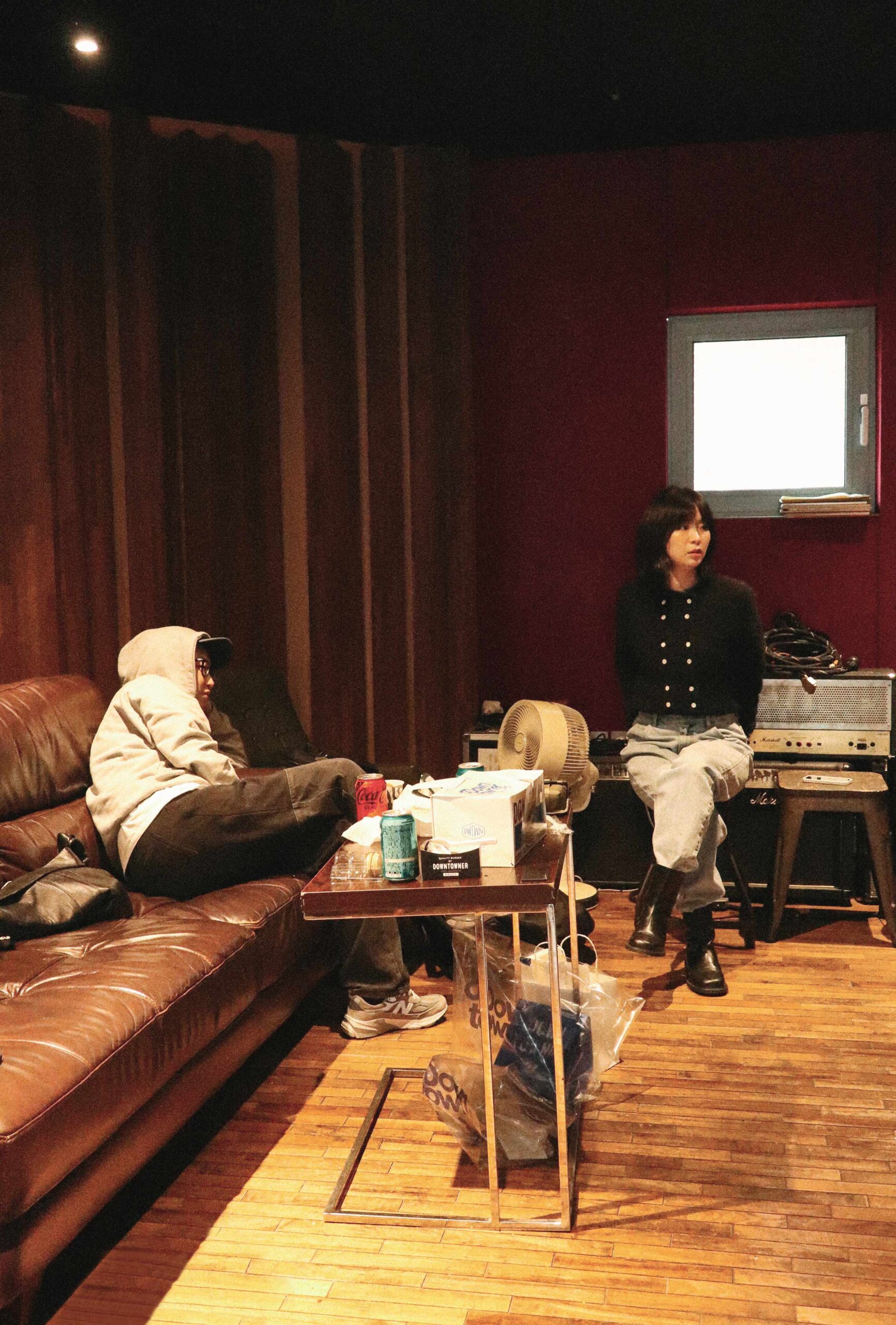 04, 피스오브서울, 강아솔, 아무도-없는-곳에서-모두가-있는-곳으로