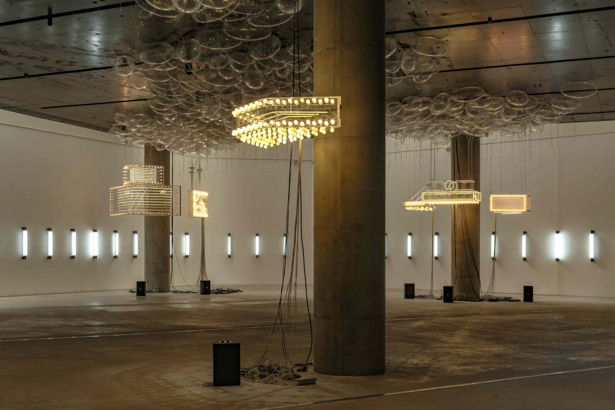 07_현대미술설명서_필립파레노