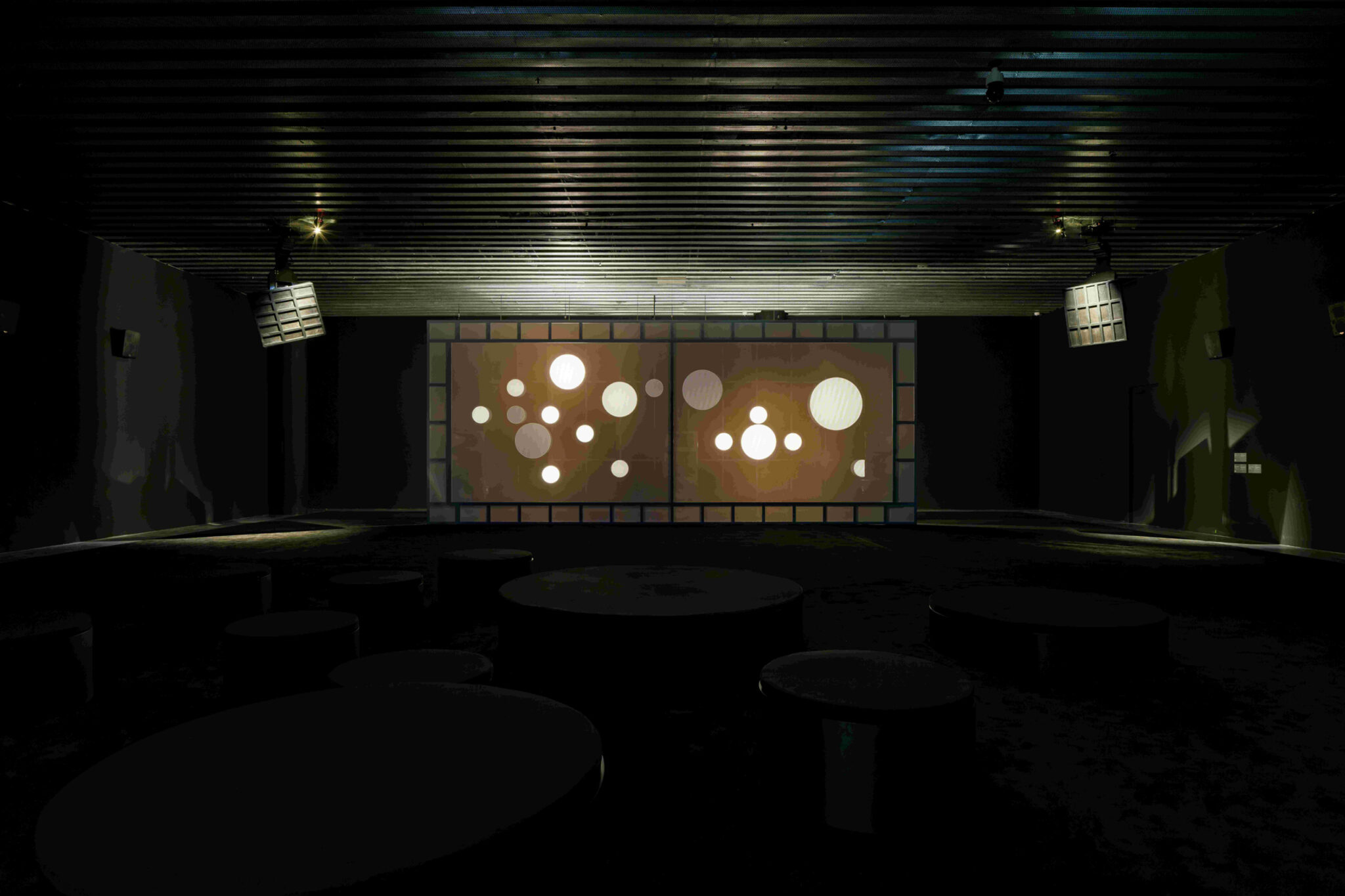 08_현대미술설명서_필립파레노