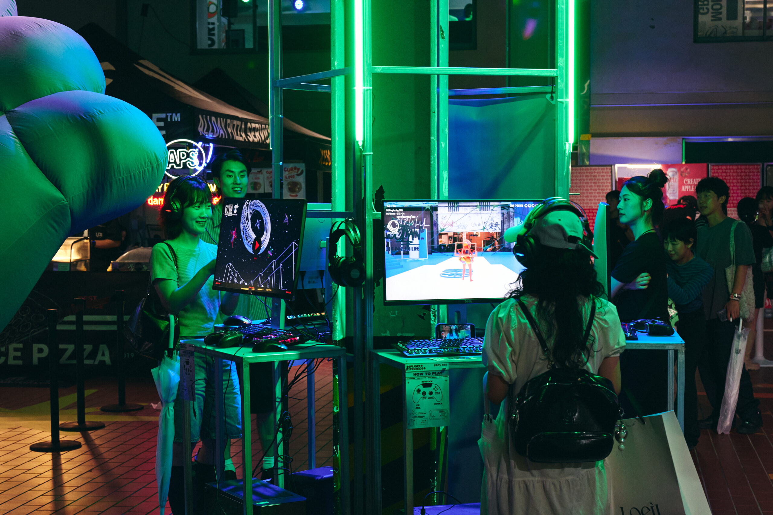 웁OOP & 악수AXOO_13