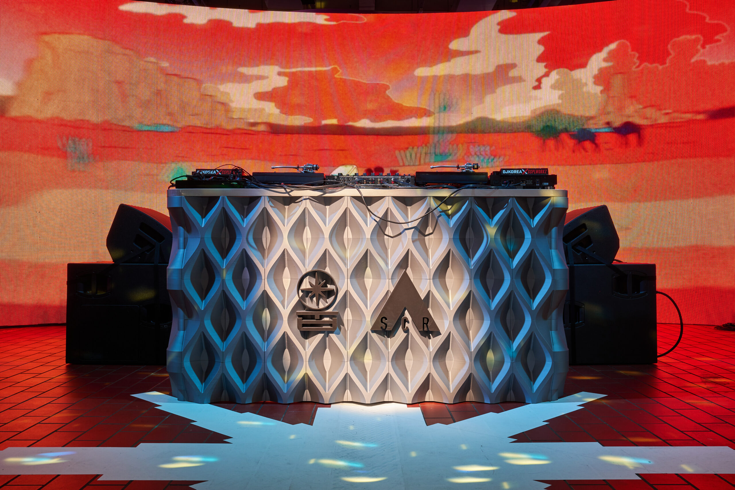 웁OOP-&-악수AXOO_24