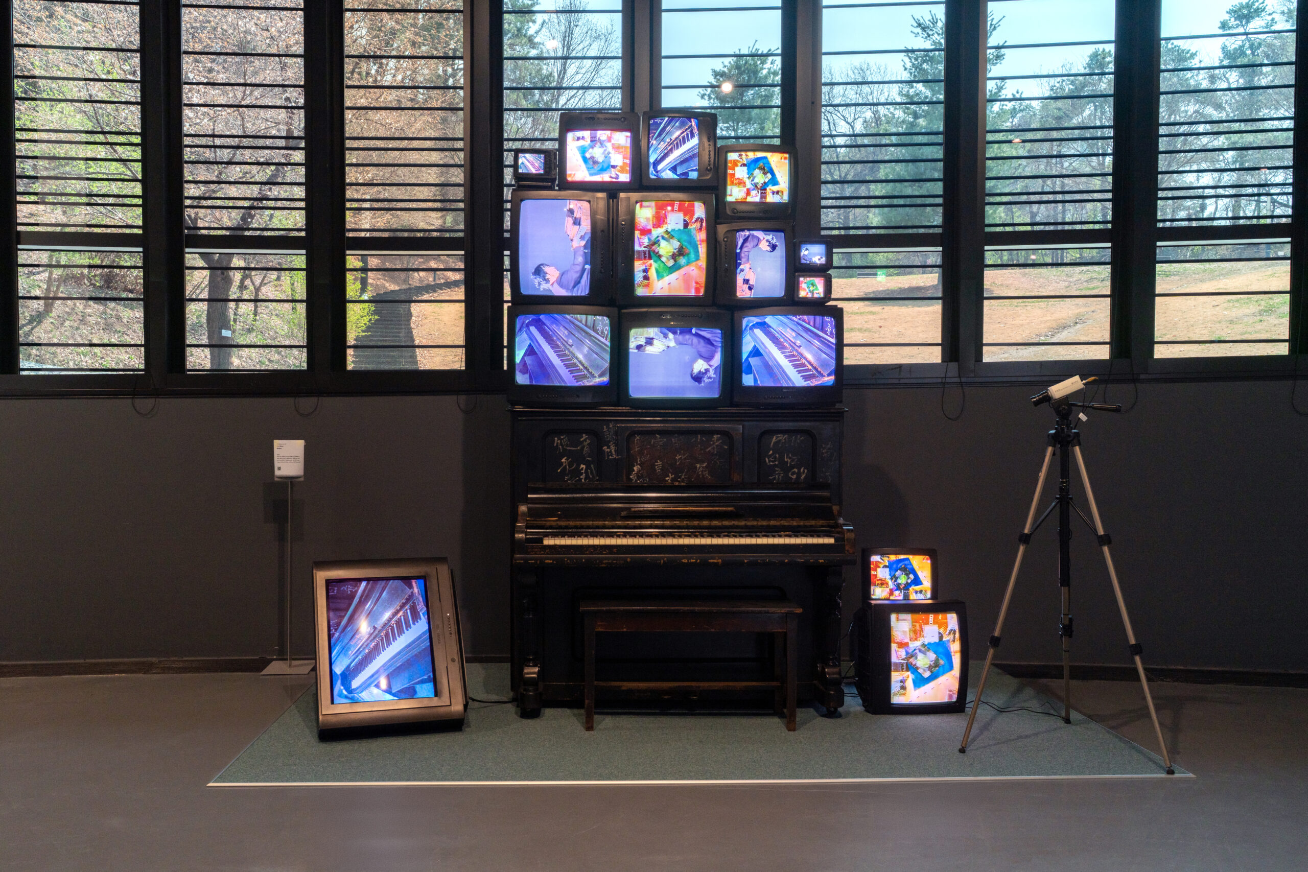 [리뷰]전지적 백남준_19