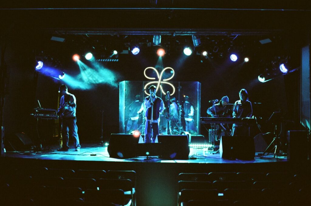 [Post]신인류(0610)_16-